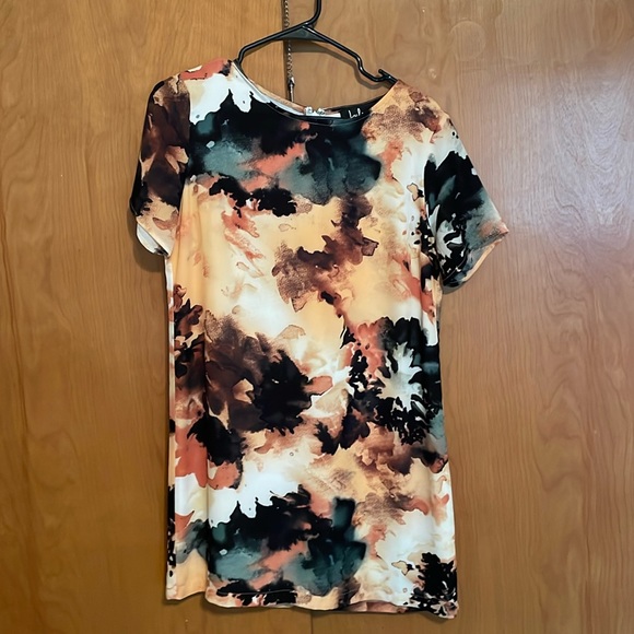 Lulus size Small multicolor t-shirt dress. Only worn once - Picture 1 of 4